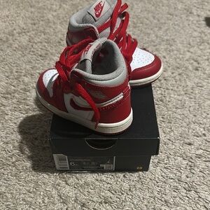 Nike Kids Red and Gray Sneakers